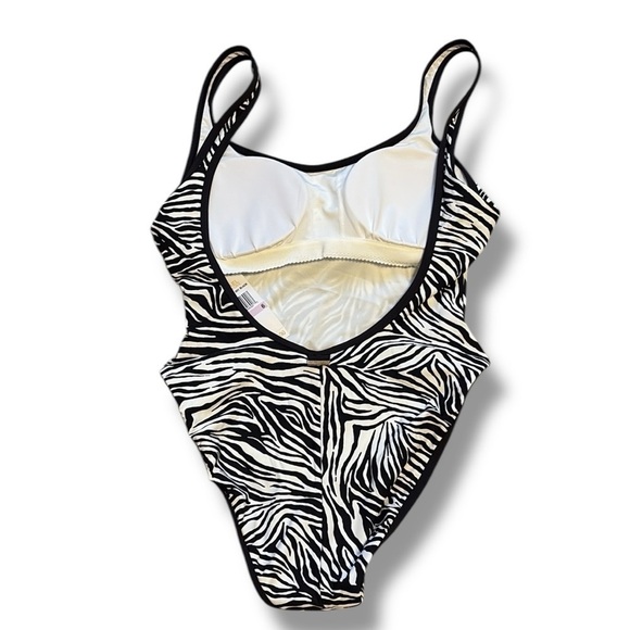 Michael Kors One Piece Swimsuit High Cut Zebra Print Black & White Size 6 New - Picture 3 of 5